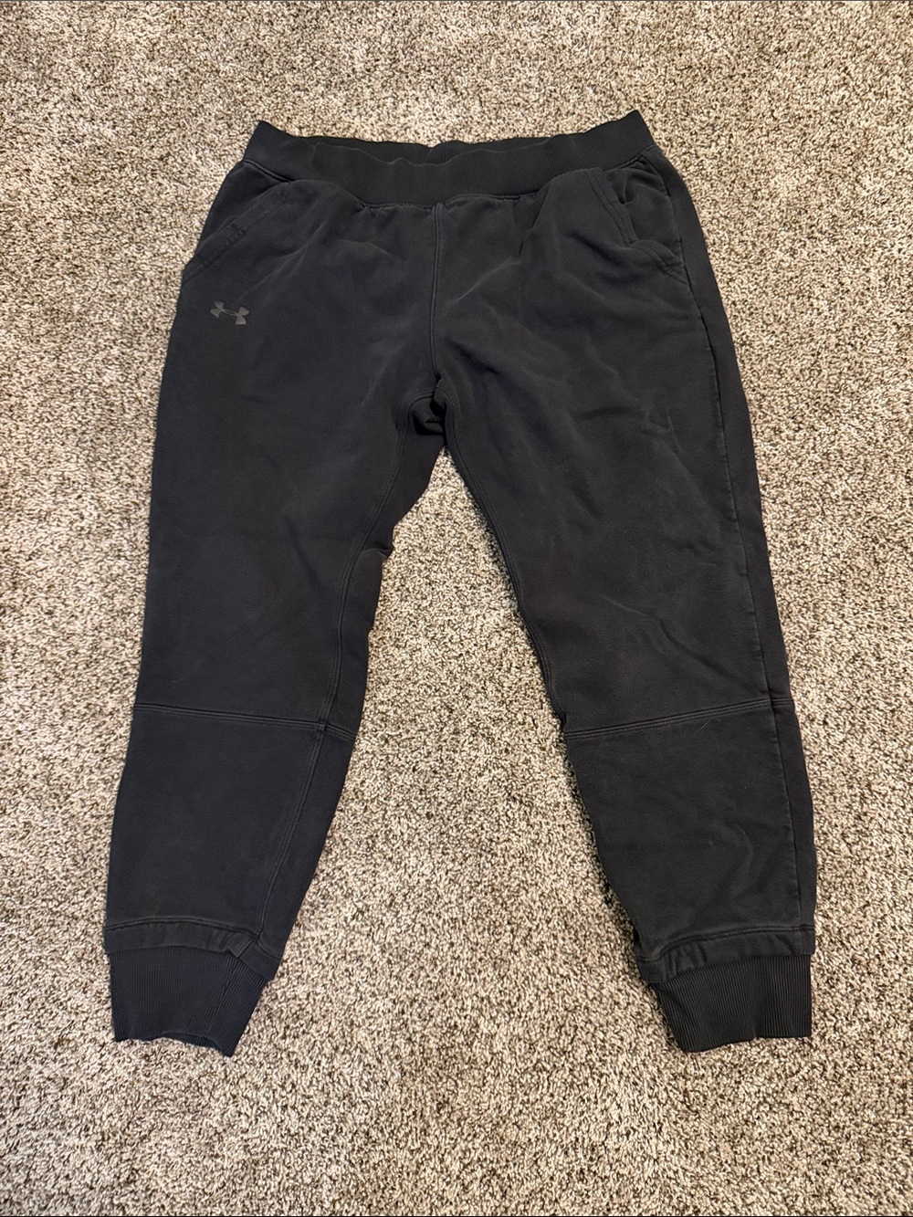 Under Armour Women’s Black Jogger Sweatpants